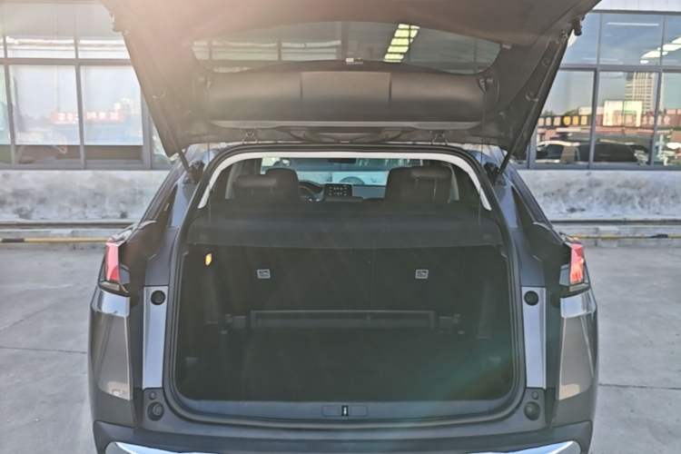 Used Peugeot 4008 2018 350THP Elite Edition Trunk