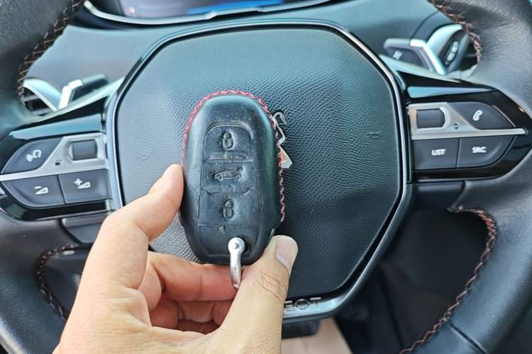 Used Peugeot 4008 2018 350THP Elite Edition Vehicle Key