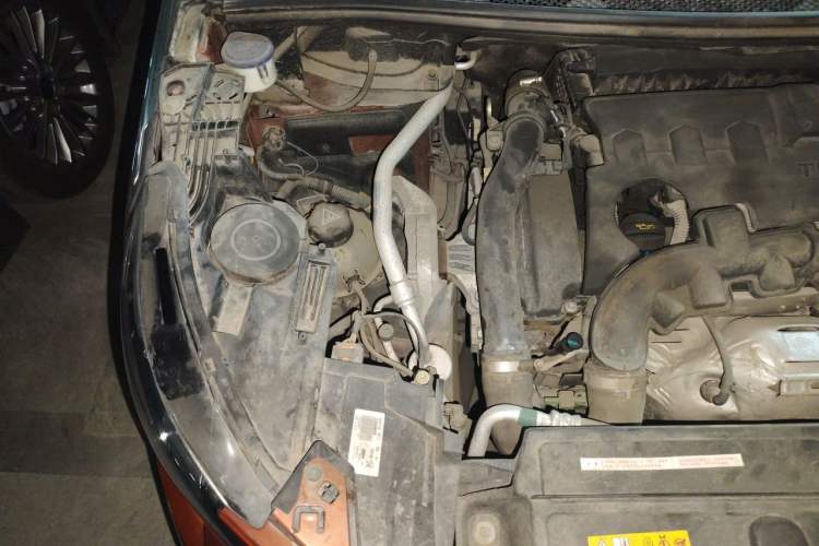 Used Peugeot 4008 2018 350THP Elite Edition Engine Bay Right