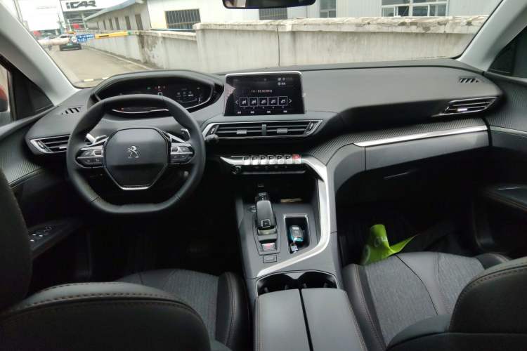 Used Peugeot 4008 2018 380THP Elite Edition Interior 2