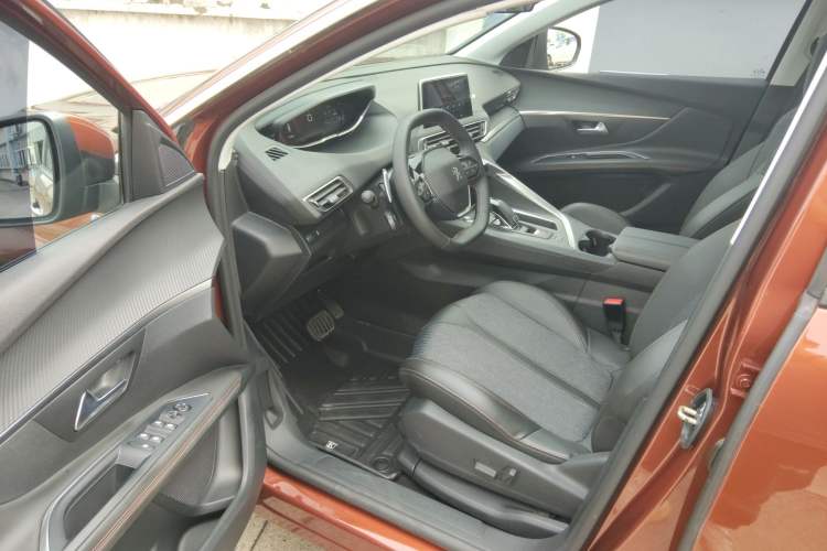 Used Peugeot 4008 2018 380THP Elite Edition Interior 3