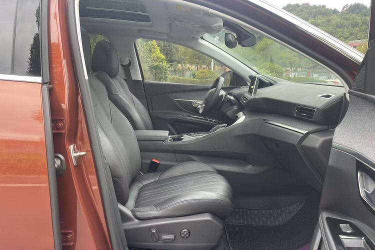 Used Peugeot 4008 2018 350THP Luxury Edition Interior 4
