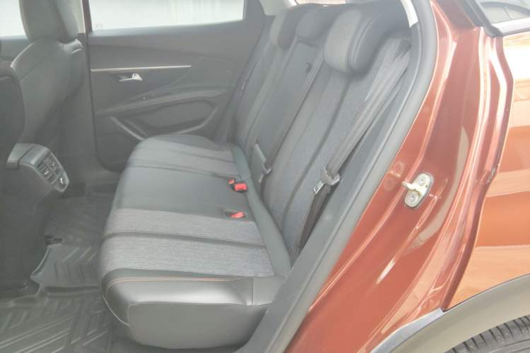 Used Peugeot 4008 2018 380THP Elite Edition Interior 4