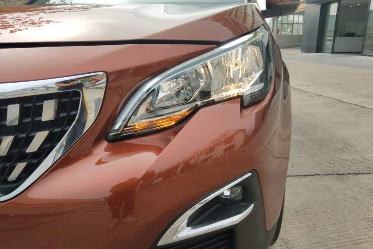 Used Peugeot 4008 2018 380THP Elite Edition Left Front Headlight