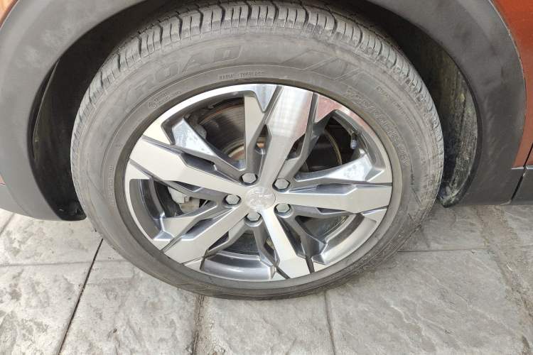 Used Peugeot 4008 2018 380THP Elite Edition Left Front Wheel Hub
