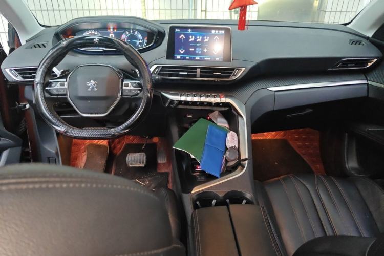 Used Peugeot 4008 2018 350THP Elite Edition Center Console