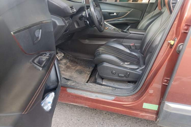 Used Peugeot 4008 2018 350THP Elite Edition Driver Seat