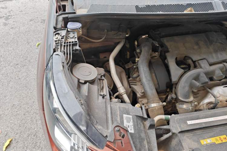 Used Peugeot 4008 2018 350THP Elite Edition Engine Bay Right