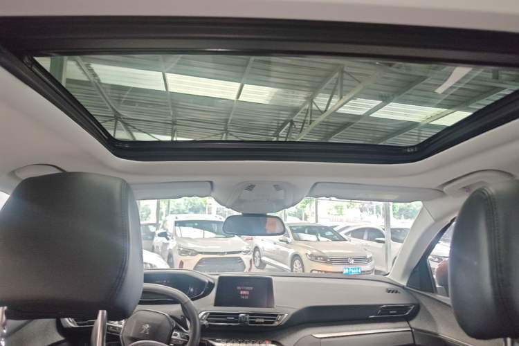 Used Peugeot 4008 2018 350THP Luxury Edition Headliner