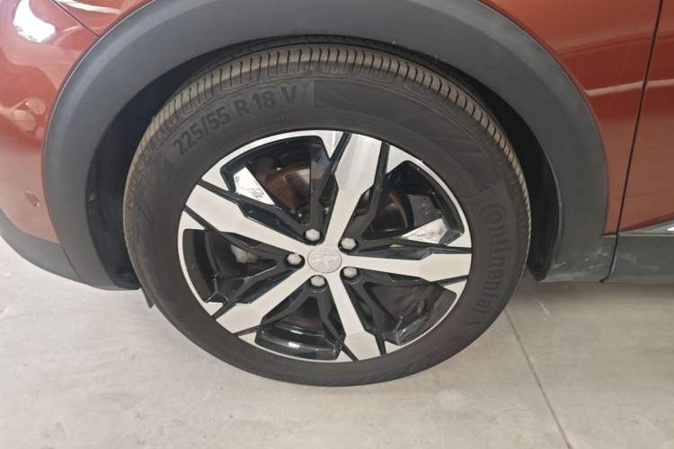 Used Peugeot 4008 2018 350THP Luxury Edition Left Front Wheel Hub