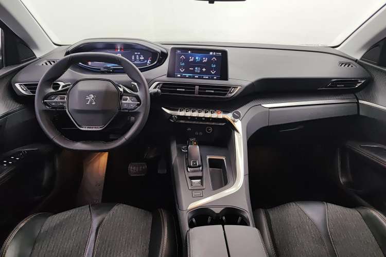 Used Peugeot 4008 2018 350THP Elite Edition Center Console