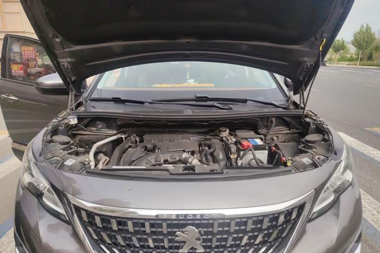 Used Peugeot 4008 2018 350THP Elite Edition Engine Bay