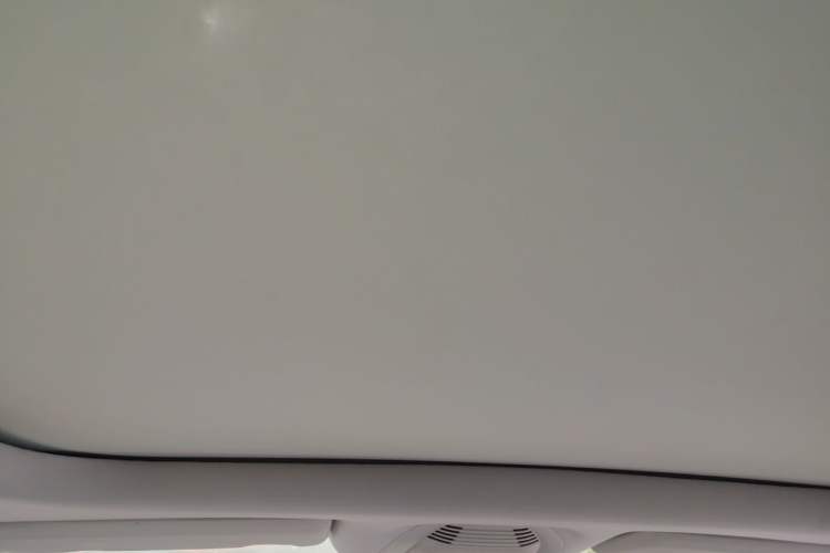 Used Peugeot 4008 2018 350THP Elite Edition Headliner