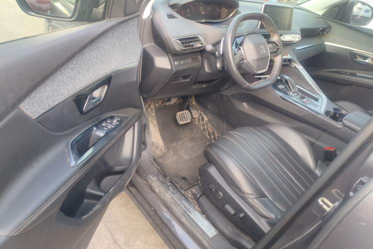 Used Peugeot 4008 2018 380THP Luxury Edition Interior 3