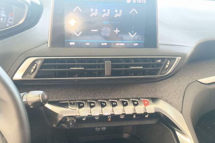 Used Peugeot 4008 2018 350THP Luxury Edition Audio And AC Panel