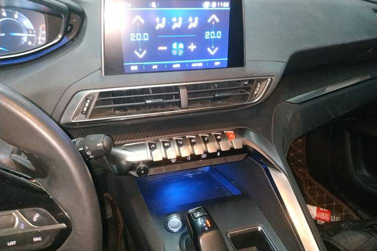 Used Peugeot 4008 2018 350THP Elite Edition Audio And AC Panel