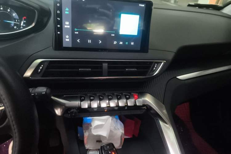 Used Peugeot 4008 2018 350THP Comfort Edition Audio And AC Panel