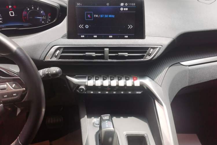 Used Peugeot 4008 2018 350THP Elite Edition Audio And AC Panel