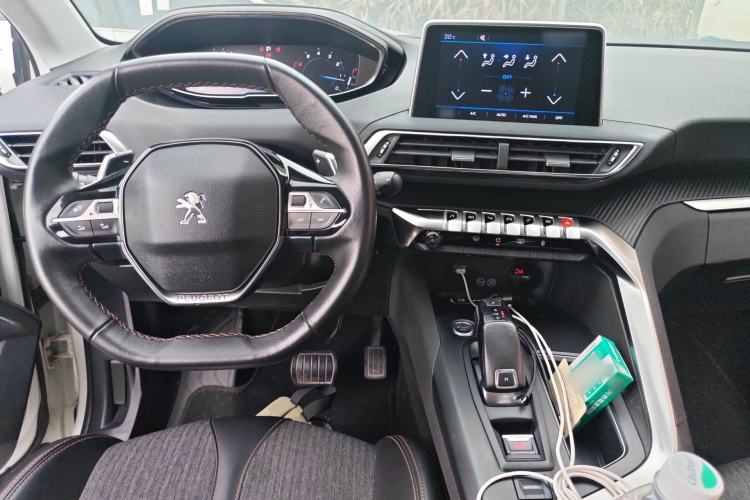 Used Peugeot 4008 2018 350THP Elite Edition Center Console