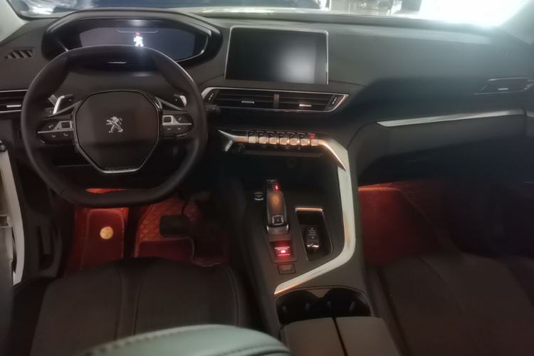 Used Peugeot 4008 2018 350THP Elite Edition Center Console