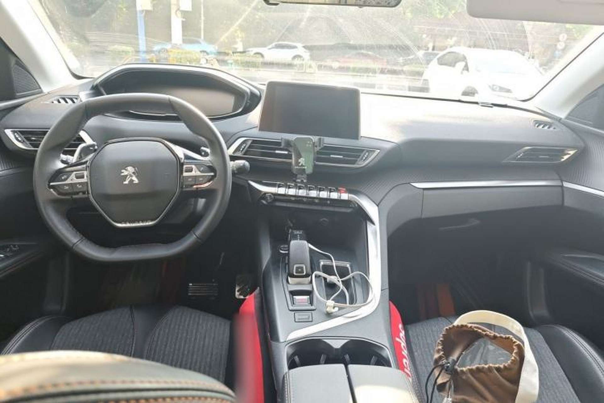 Used Peugeot 4008 2018 350THP Elite Edition Center Console
