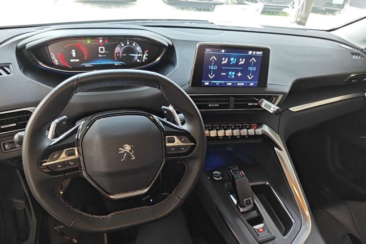 Used Peugeot 4008 2018 350THP Elite Edition Center Console
