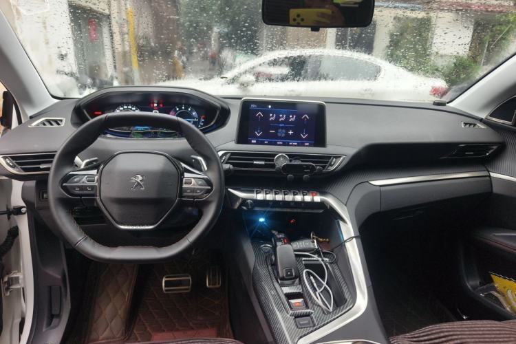 Used Peugeot 4008 2018 380THP Elite Edition Center Console