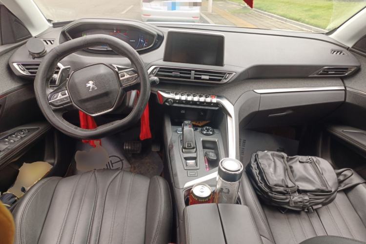 Used Peugeot 4008 2018 350THP Luxury Edition Center Console