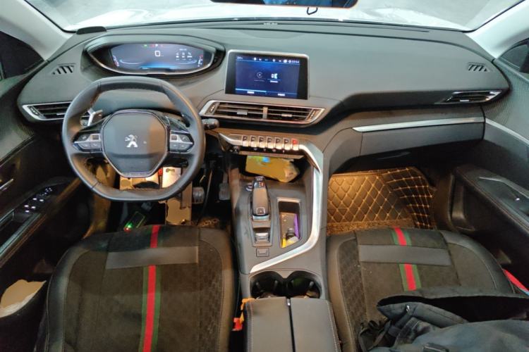 Used Peugeot 4008 2018 350THP Elite Edition Center Console