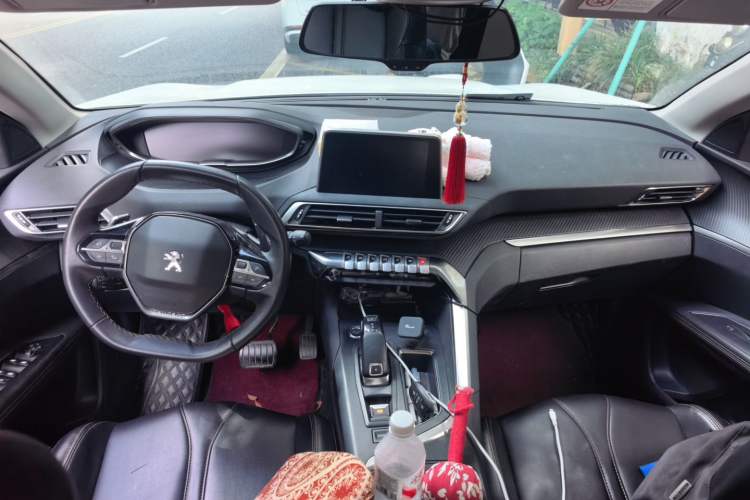 Used Peugeot 4008 2018 350THP Elite Edition Center Console