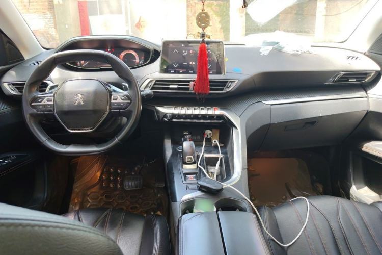 Used Peugeot 4008 2018 350THP Elite Edition Center Console