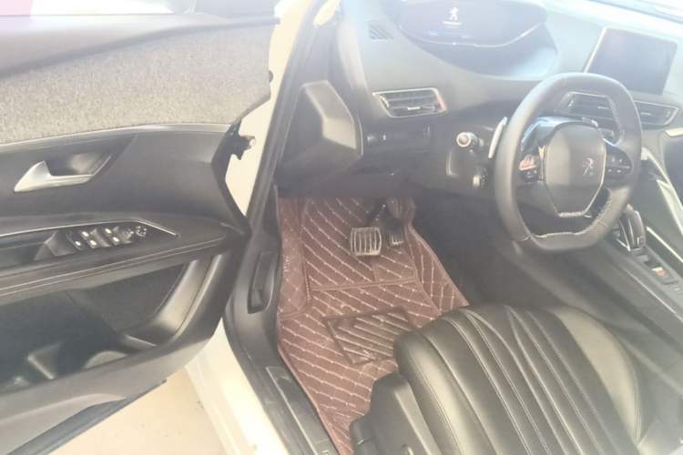 Used Peugeot 4008 2018 350THP Luxury Edition Driver Seat