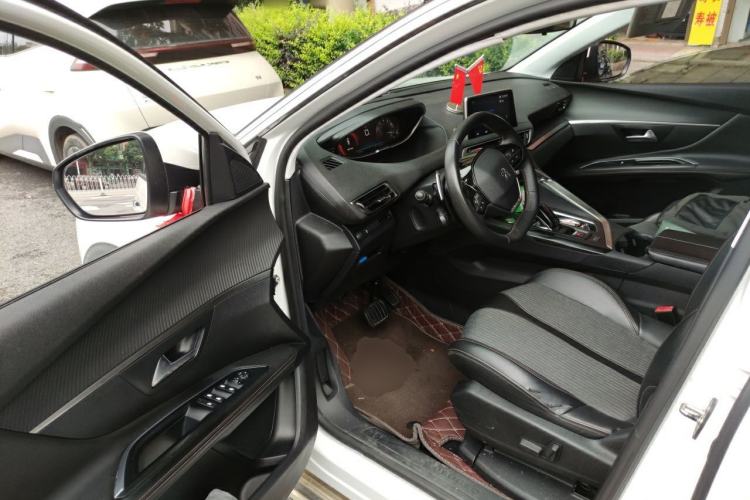 Used Peugeot 4008 2018 350THP Elite Edition Driver Seat