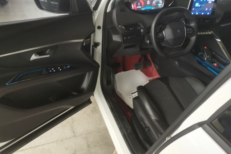 Used Peugeot 4008 2018 350THP Elite Edition Driver Seat