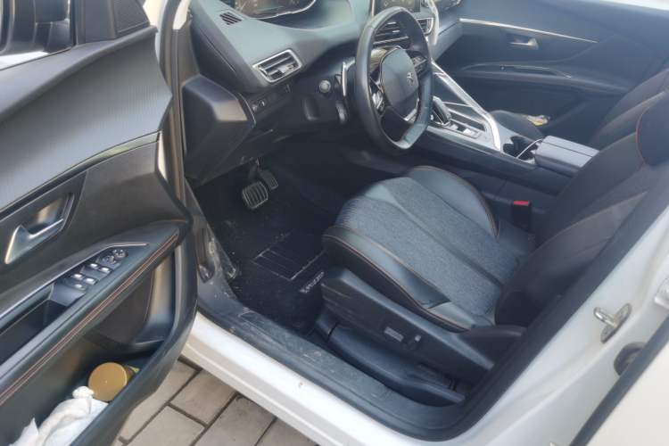Used Peugeot 4008 2018 350THP Elite Edition Driver Seat