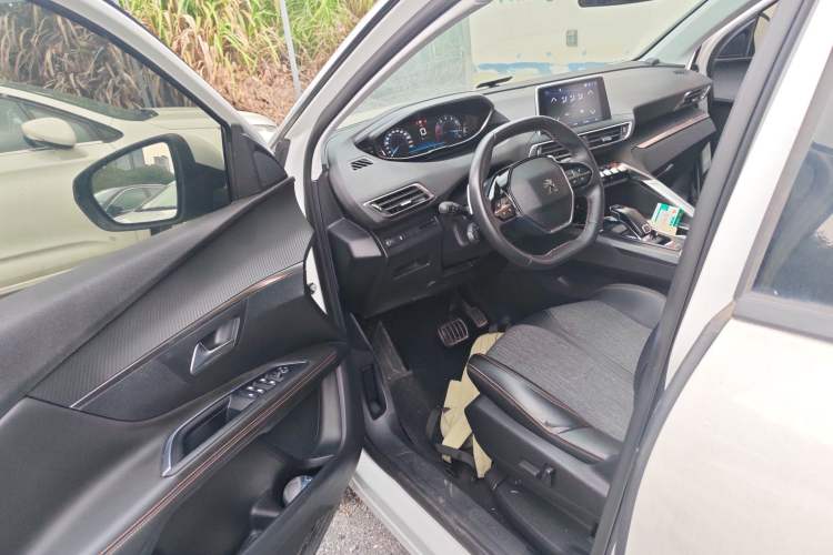 Used Peugeot 4008 2018 350THP Elite Edition Driver Seat