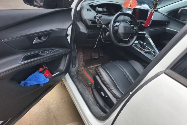 Used Peugeot 4008 2018 350THP Elite Edition Driver Seat