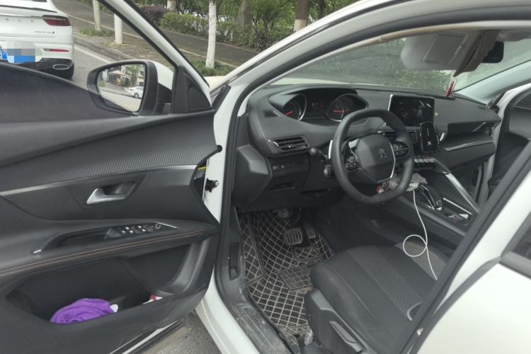 Used Peugeot 4008 2018 350THP Comfort Edition Driver Seat