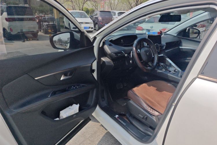 Used Peugeot 4008 2018 350THP Elite Edition Driver Seat