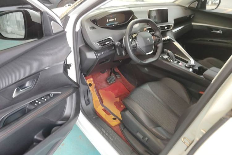 Used Peugeot 4008 2018 350THP Elite Edition Driver Seat