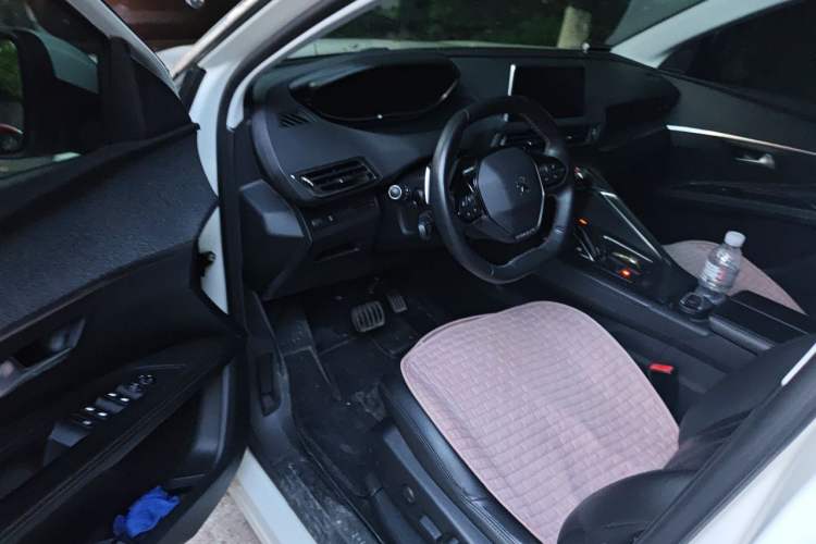 Used Peugeot 4008 2018 350THP Luxury Edition Driver Seat