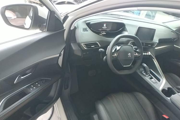 Used Peugeot 4008 2018 350THP Elite Edition Driver Seat