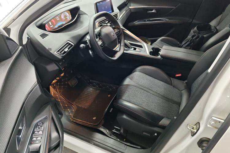 Used Peugeot 4008 2018 350THP Elite Edition Driver Seat