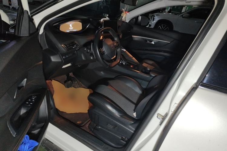 Used Peugeot 4008 2018 350THP Elite Edition Driver Seat