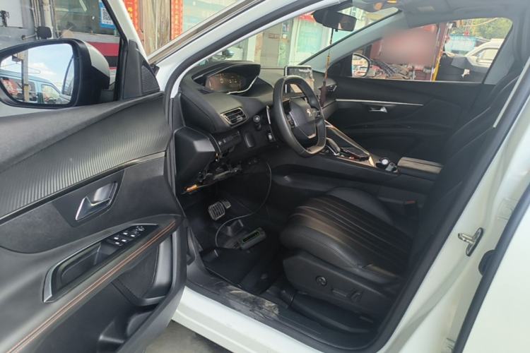 Used Peugeot 4008 2018 350THP Elite Edition Driver Seat
