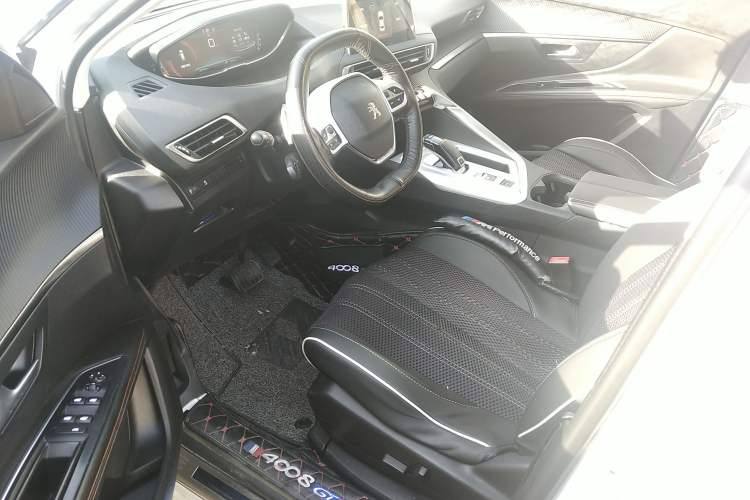 Used Peugeot 4008 2018 350THP Elite Edition Driver Seat