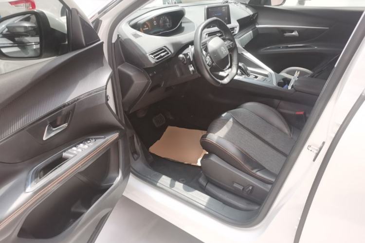 Used Peugeot 4008 2018 350THP Elite Edition Driver Seat
