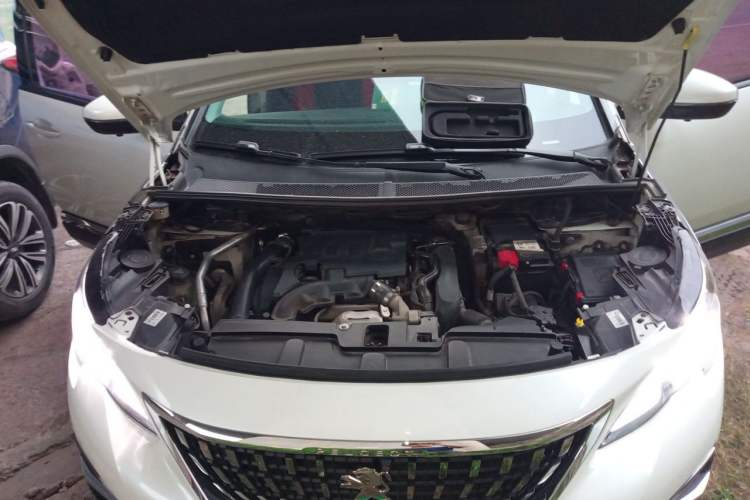Used Peugeot 4008 2018 350THP Elite Edition Engine Bay