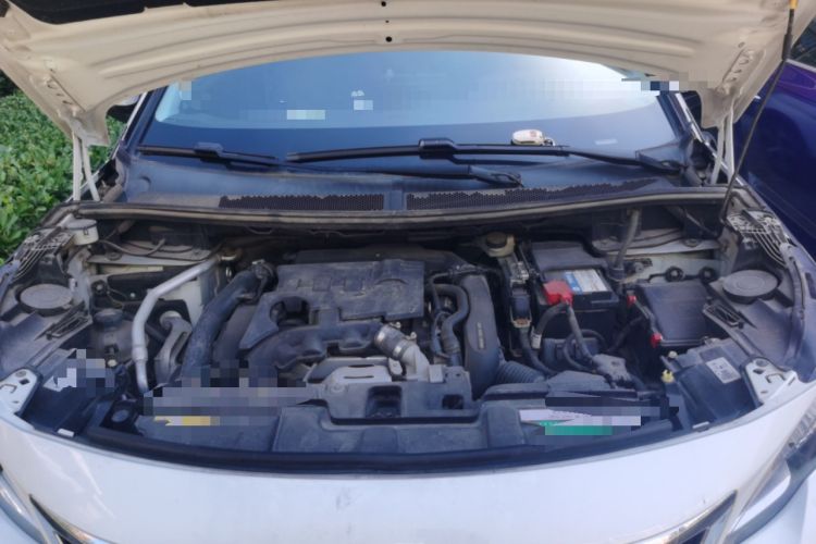 Used Peugeot 4008 2018 350THP Elite Edition Engine Bay