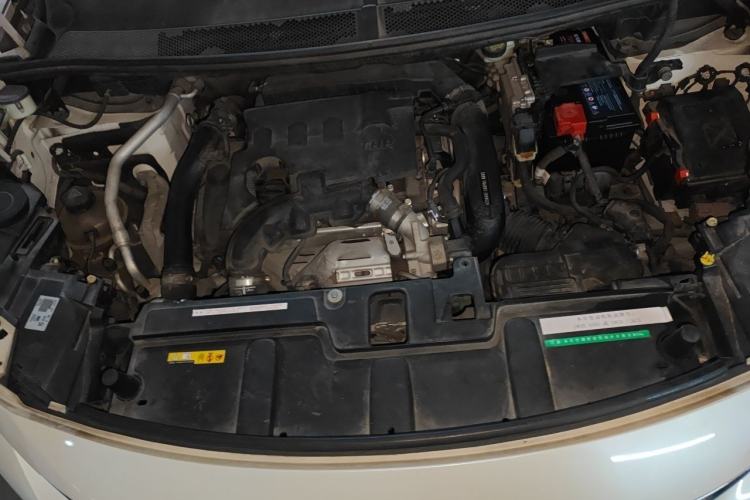 Used Peugeot 4008 2018 350THP Elite Edition Engine Bay